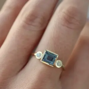 Gold-Tone Geometric Wedding Ring Set for Women 9 Sadfccd91dbfa400cb33385670e18ebd0h