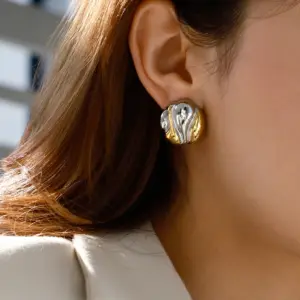 Sae25d7484ce54c72907826be7da36350P