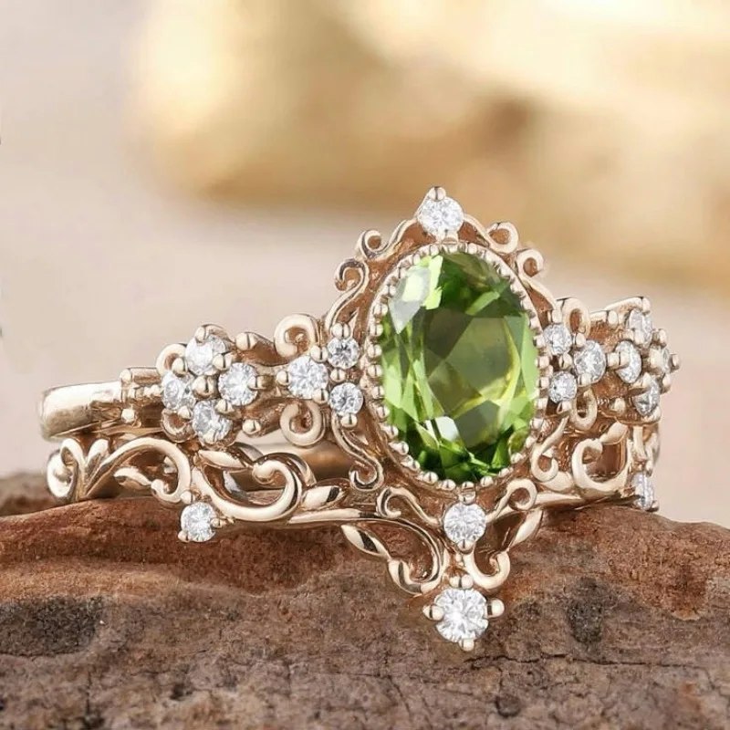 Elegant Gold-Inlaid Women's Vintage Ring 3 Elegant Gold-Inlaid Women's Vintage Ring - Image 3