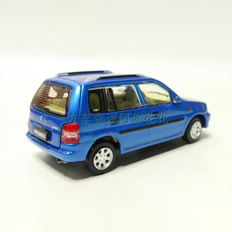 1994 Mazda Demio Miniature Model Car 5 1994 Mazda Demio Miniature Model Car - Image 5