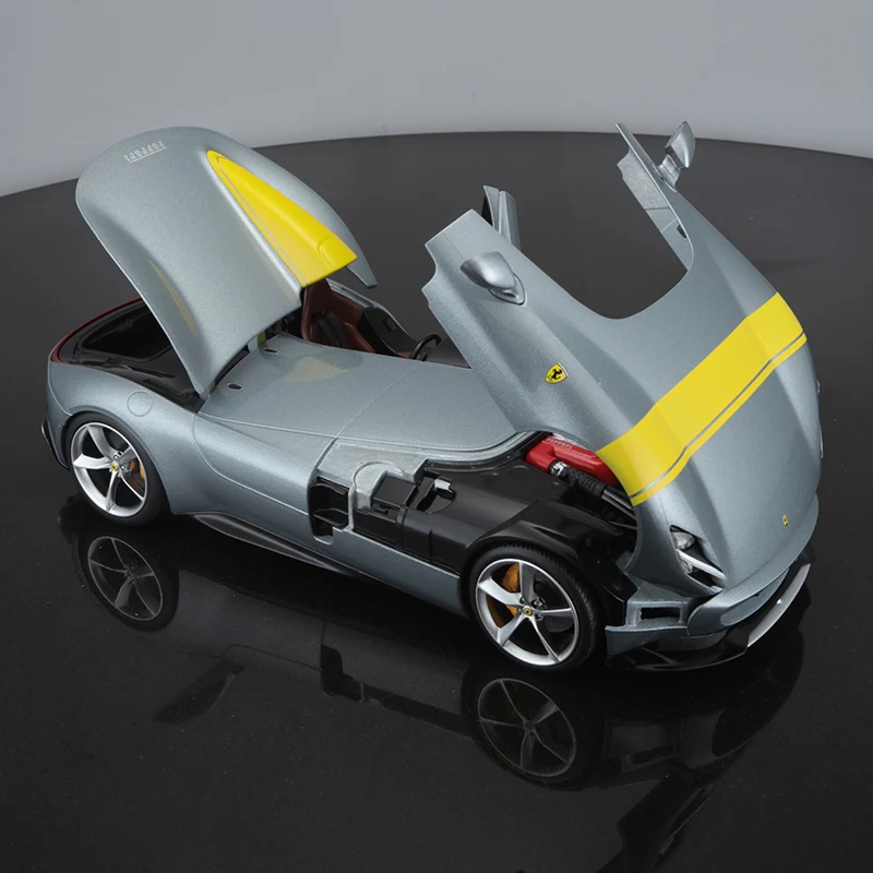 Ferrari Monza SP1 1:24 Diecast Model Collection 5 Ferrari Monza SP1 1:24 Diecast Model Collection - Image 5