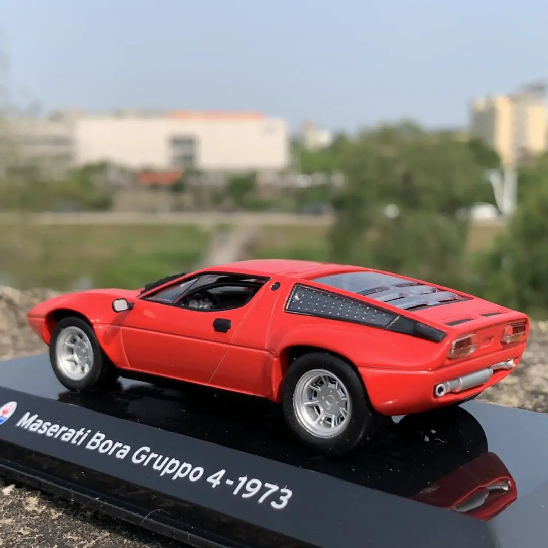Red Maserati Bora 1:43 Scale Diecast Model 4 Red Maserati Bora 1:43 Scale Diecast Model - Image 4