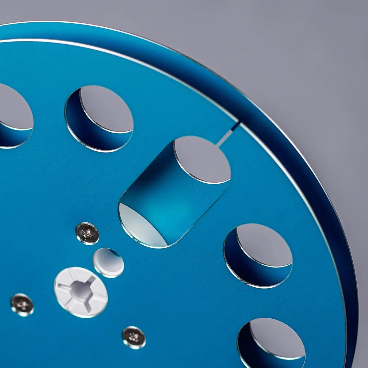 7-Inch Aluminum Tape Reel for Reel-to-Reel Recorders 6 7-Inch Aluminum Tape Reel for Reel-to-Reel Recorders - Image 6