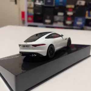 Jaguar F-TYPE Coupe R 1:43 Diecast Model 8 Sb16659fc32b64d2d85deef552e0b6ec85