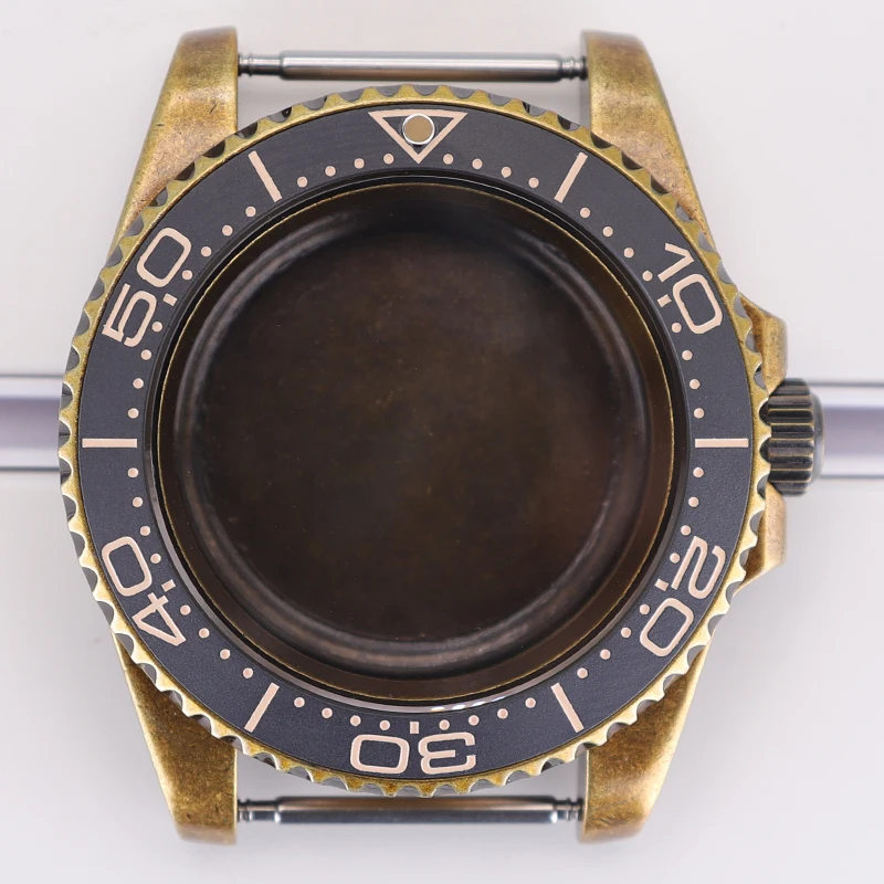 Vintage Bronze 40mm Watch Case for Seiko NH36 7 Vintage Bronze 40mm Watch Case for Seiko NH36 - Image 7