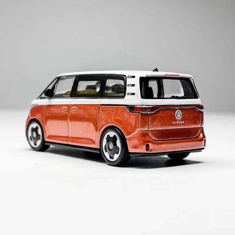 ID.Buzz 1:64 Scale Diecast Model Collectible 5 ID.Buzz 1:64 Scale Diecast Model Collectible - Image 5