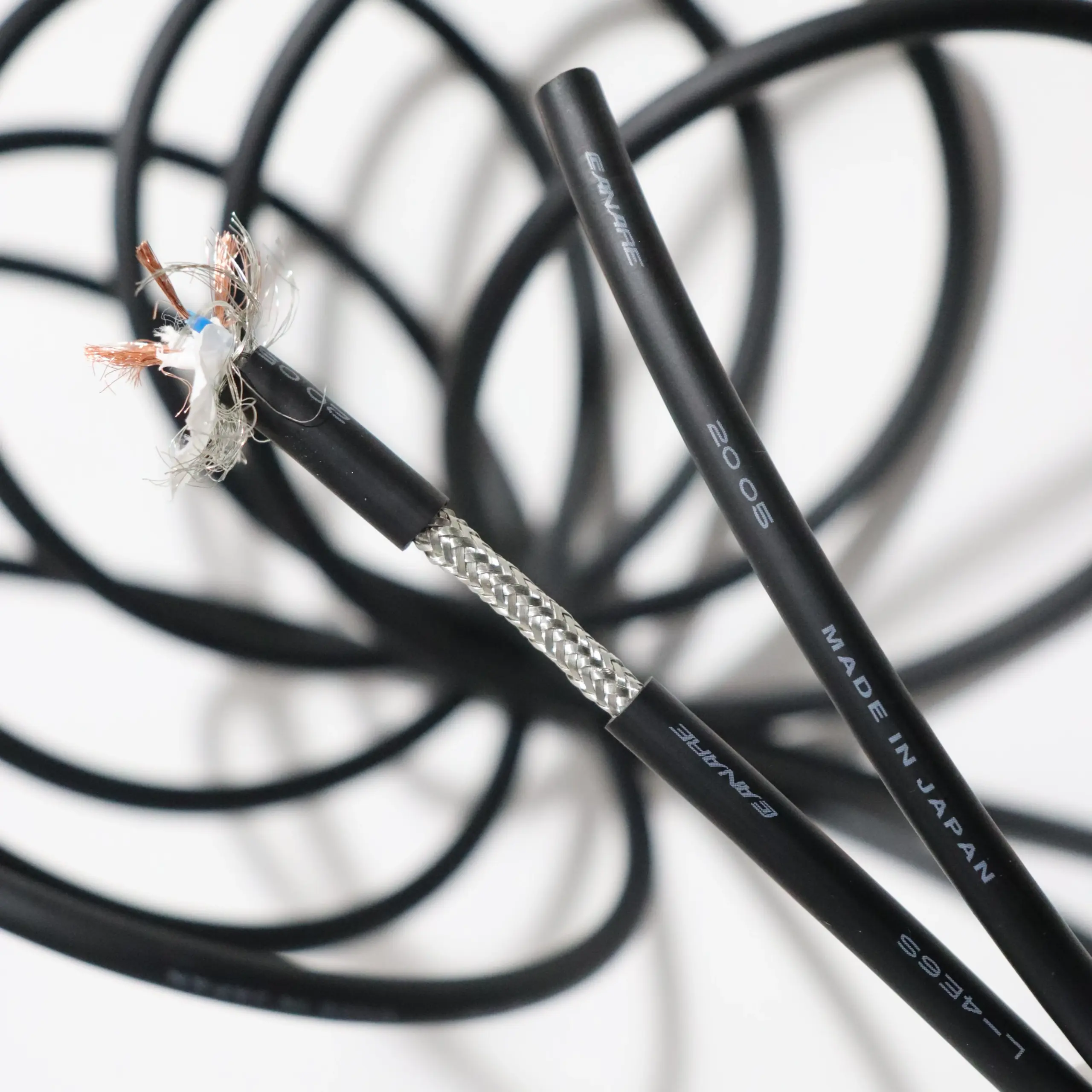 Professional 5m Brass Coaxial Audio Cable 6 Professional 5m Brass Coaxial Audio Cable - Image 6