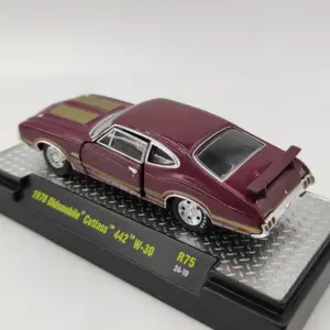 Vintage 1:64 Oldsmobile Cutlass 442 W-30 Diecast 11 Sb2d317ea7c1742388a557c77865ff0a2P
