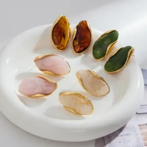 Sb2d7f33546d541d1b2b3d49c8e5d8045o