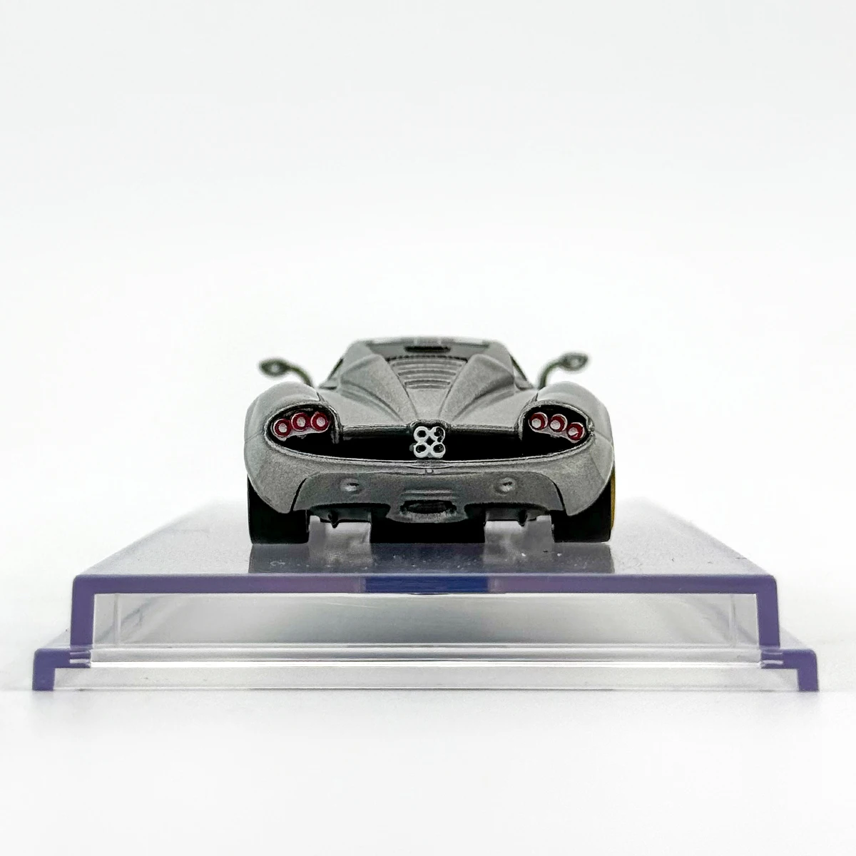 Pagani Huayra Codalunga 1:64 Diecast Model 3 Pagani Huayra Codalunga 1:64 Diecast Model - Image 3