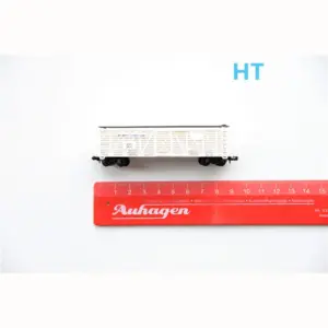 Vintage White Freight Boxcar Model 1/160 Scale 9 Sb35f960e32334553a65fe9bbd10e2752L