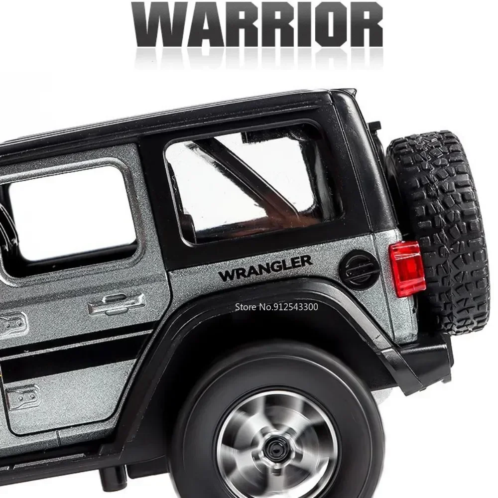 Vibrant 1:22 Scale Jeep Rubicon Diecast Model 3 Vibrant 1:22 Scale Jeep Rubicon Diecast Model - Image 3