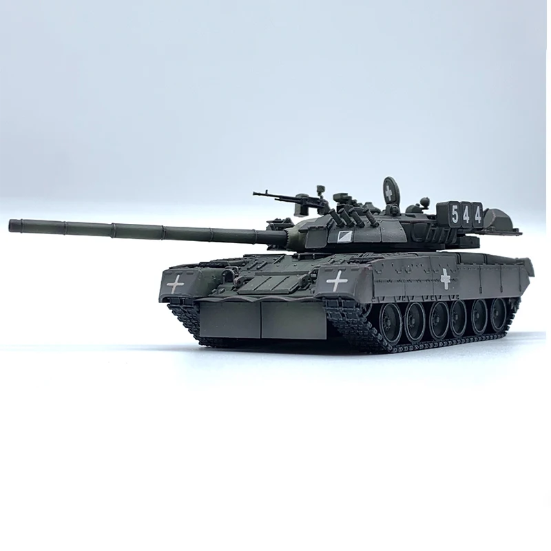 Ukrainian T-80U Tank Model 1:72 Scale 3 Ukrainian T-80U Tank Model 1:72 Scale - Image 3