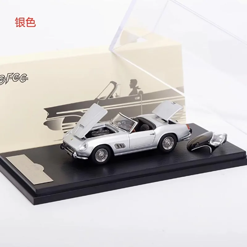 1960 Ferrari 250 GT 1/64 Scale Model 8 1960 Ferrari 250 GT 1/64 Scale Model - Image 8