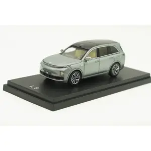 1:64 Scale Diecast SUV Model with Realistic Details 14 Sb4dba1c5bd204db3b79033fc1021eb818