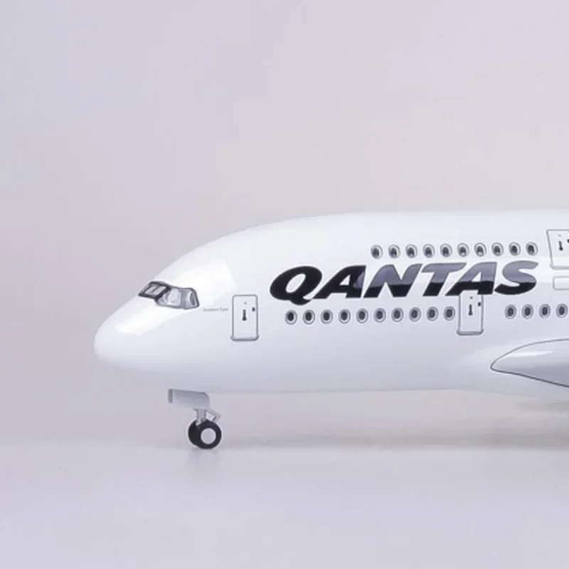 QANTAS Airbus A380 Scale Model - 36.5cm 3 QANTAS Airbus A380 Scale Model - 36.5cm - Image 3