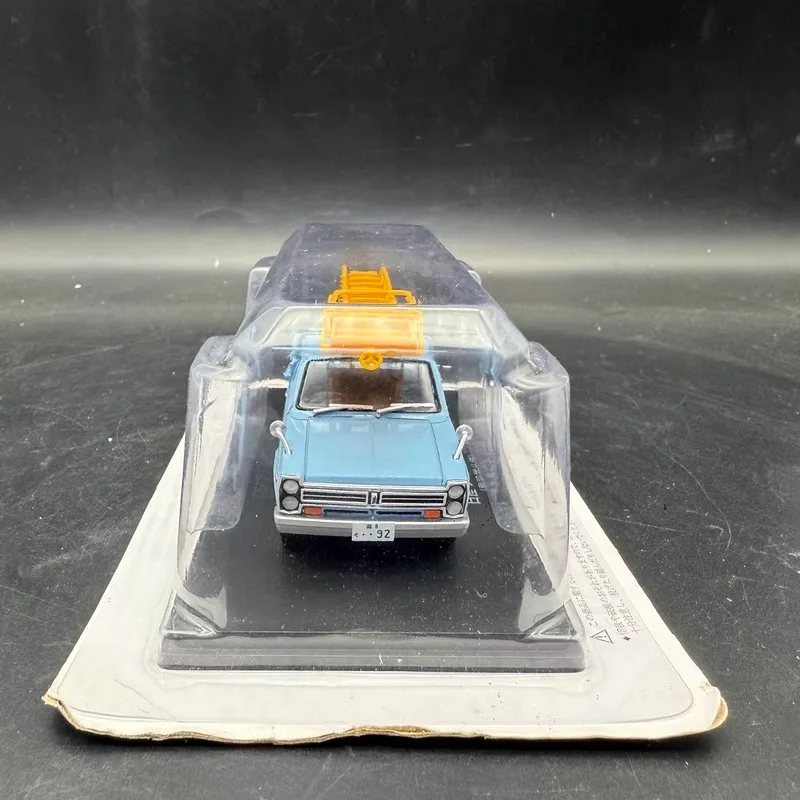 1/43 Nissan 140 1970 Pickup Scale Model 4 1/43 Nissan 140 1970 Pickup Scale Model - Image 4