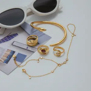 Sb5ee1a942b0b4cccbe2484dd048994b81