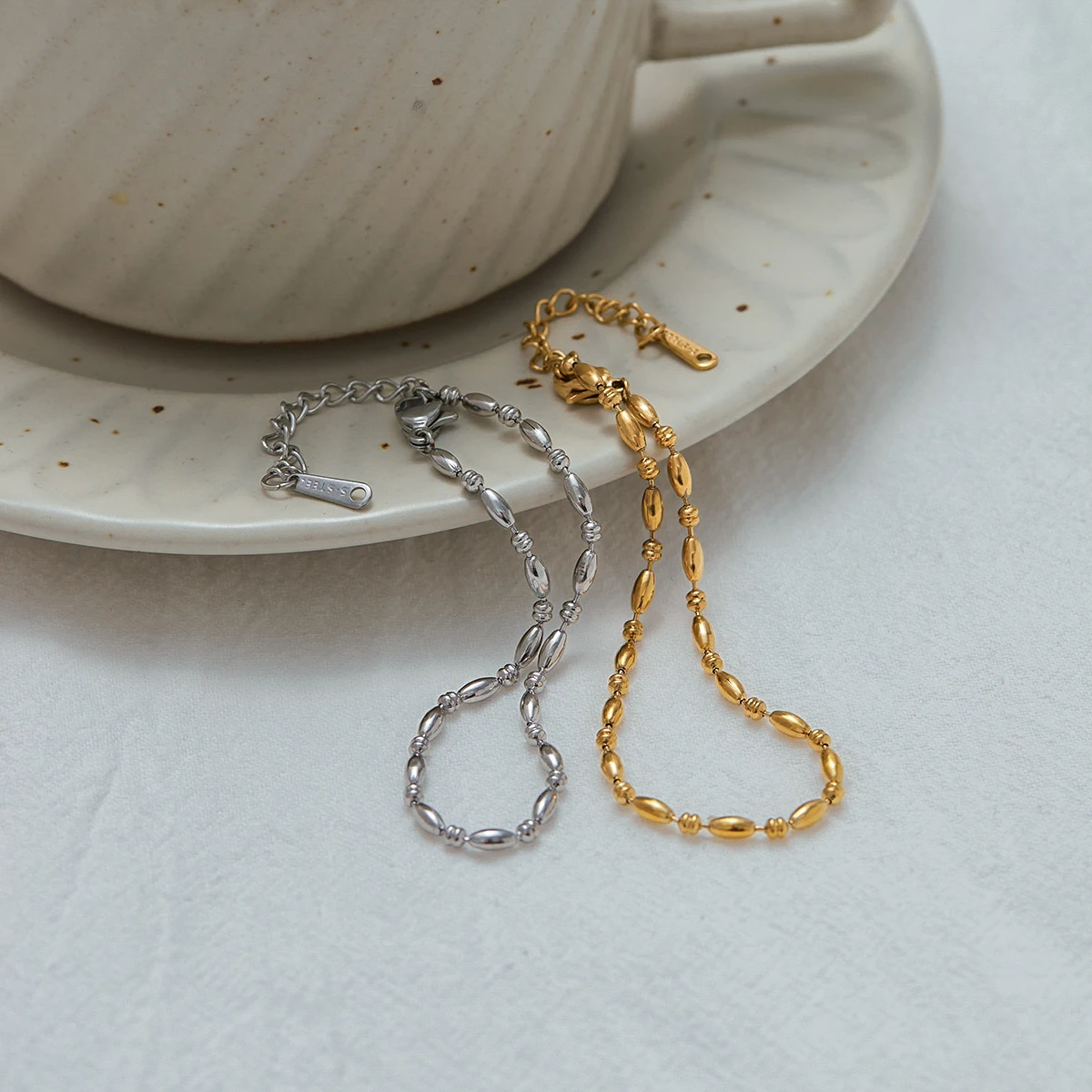 Stainless Steel Women's Gold Elliptical Bracelet 4 Stainless Steel Women's Gold Elliptical Bracelet - Image 4