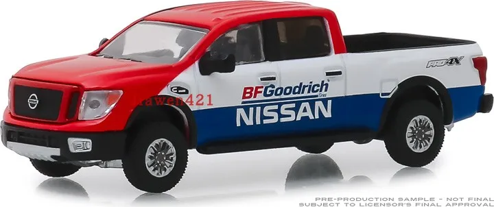 1:64 Nissan Titan XD Pro-4X Diecast Model 3 1:64 Nissan Titan XD Pro-4X Diecast Model - Image 3