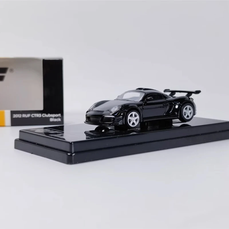 Diecast RUF CTR3 Model Collection in 1:64 4 Diecast RUF CTR3 Model Collection in 1:64 - Image 4