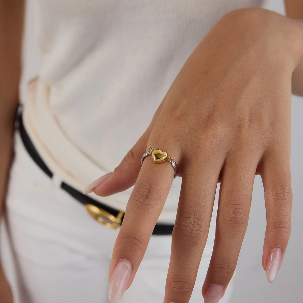 Reversible Stainless Steel Heart Ring for Women 2 Reversible Stainless Steel Heart Ring for Women - Image 2