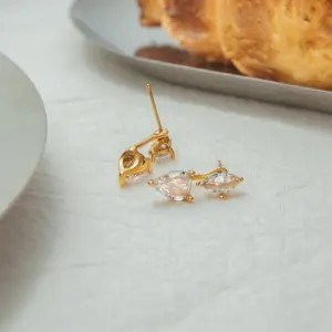 Stainless Steel Gold Waterdrop Earrings for Women 8 Sb7a6c3e06da6480eba4edb227e1107bd8