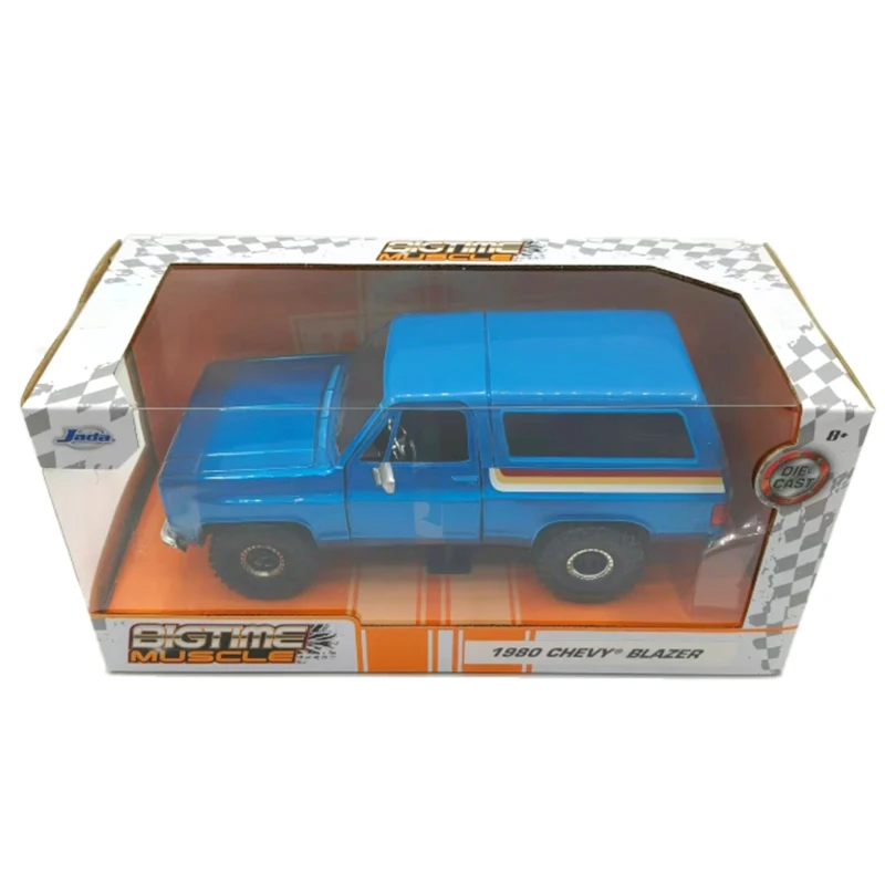 Vibrant Blue 1:24 Chevrolet Blazer Diecast Model 5 Vibrant Blue 1:24 Chevrolet Blazer Diecast Model - Image 5