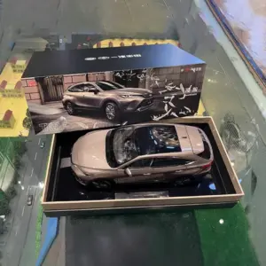 Copper Toyota Harrier 1:18 Scale Model 11 Sb7e8a2fd98934468aa682d77cfc31ebbh