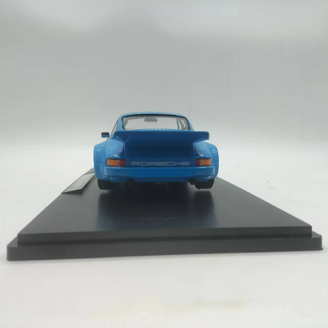 Vibrant Blue 1:18 Porsche 911 Carrera RSR Model 5 Vibrant Blue 1:18 Porsche 911 Carrera RSR Model - Image 5