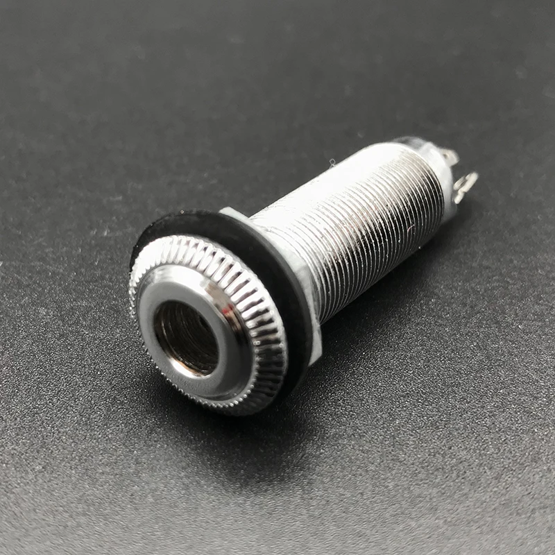 Metal ¼-Inch Output Jack for Bass Guitars 2 Metal ¼-Inch Output Jack for Bass Guitars - Image 2