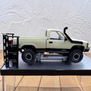 GMC 1500 Diecast Pickup Model 1:64 Scale 8 Sb85b4e2b36ac4bceab49be0651c3ed81k