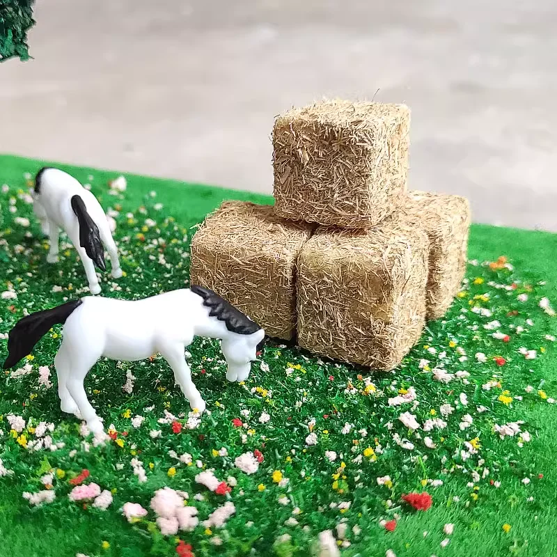 Miniature Haystacks for Scenic Model Farms 2 Miniature Haystacks for Scenic Model Farms - Image 2