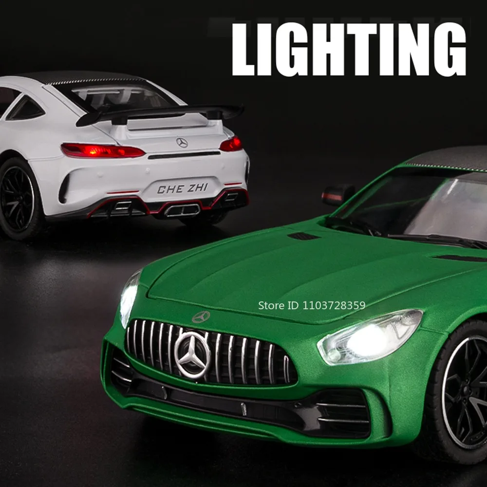 Vibrant Green 1:24 GTR Miniature Car 2 Vibrant Green 1:24 GTR Miniature Car - Image 2