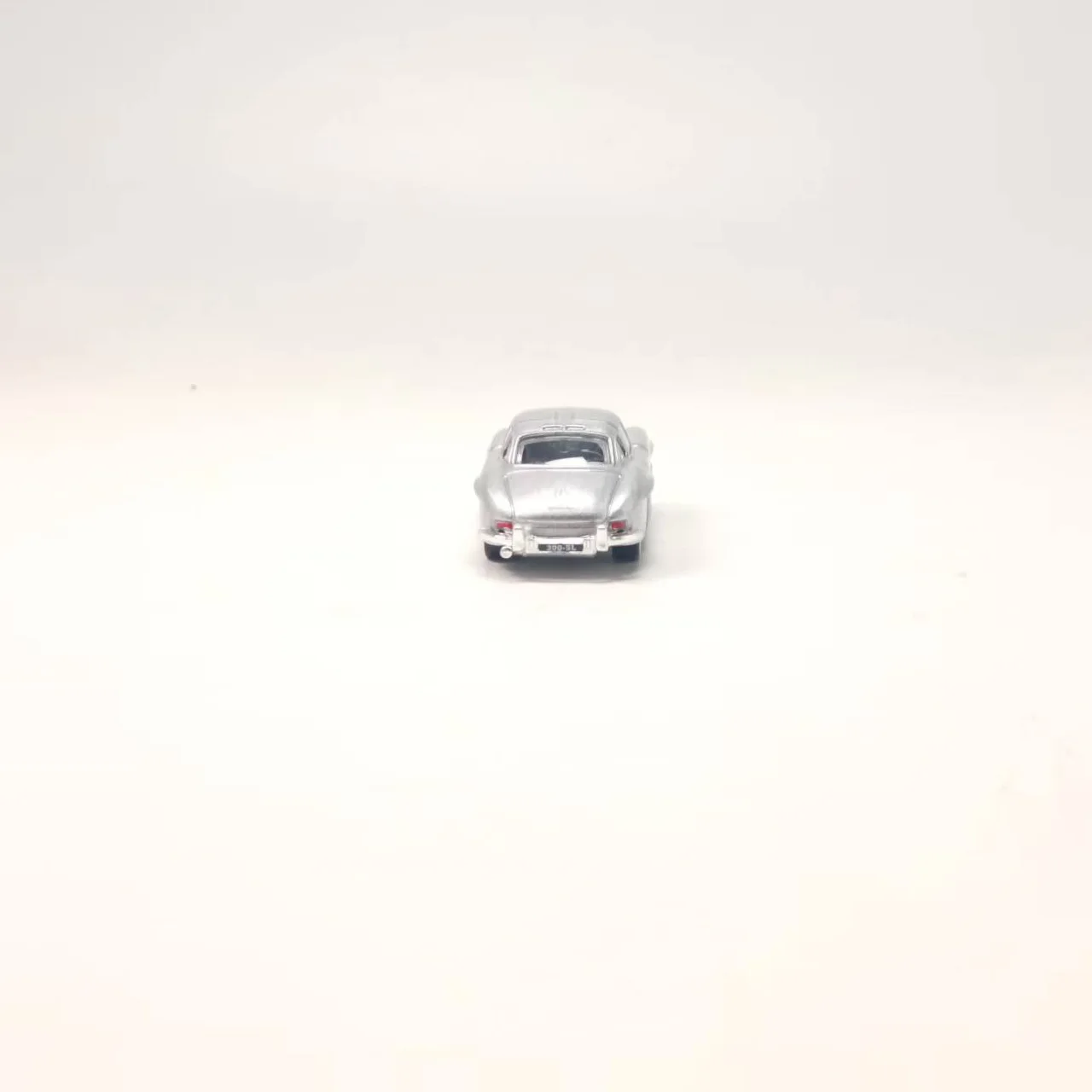 1954 Benz 300SL Die-Cast Model Collectible 3 1954 Benz 300SL Die-Cast Model Collectible - Image 3