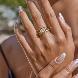 Gold-Coated Stainless Steel Band with Zirconia 14 Sb9ac35fe754b4b1eae2a01fdbfc7cbc3A