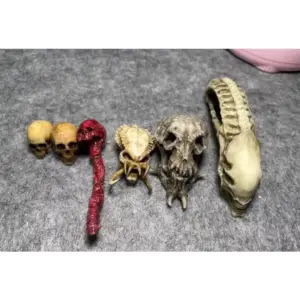 Deformed Alien Skull Miniature Set for Collectors 11 Sb9f035ccd52d40f98cb72e0452537460N