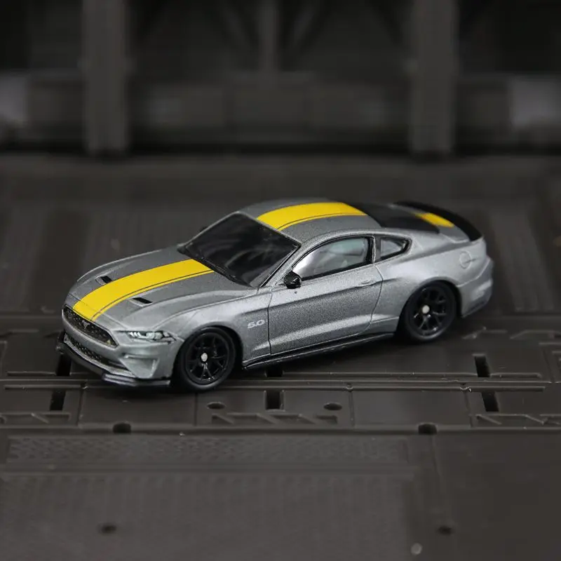 1:64 Ford Mustang 2018 GT Diecast Model 6 1:64 Ford Mustang 2018 GT Diecast Model - Image 6