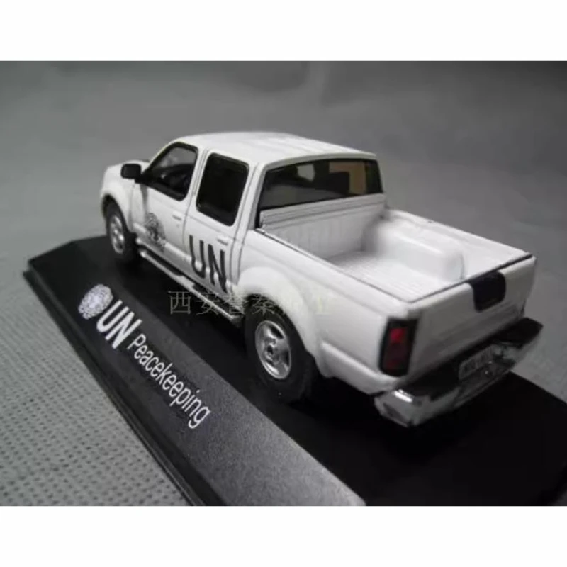 UN-Themed 1/43 Diecast Pickup Model 5 UN-Themed 1/43 Diecast Pickup Model - Image 5