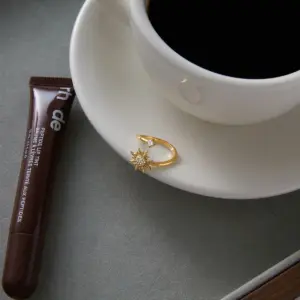 Sbbf353b5de3e4d41b3488985e89b1677O