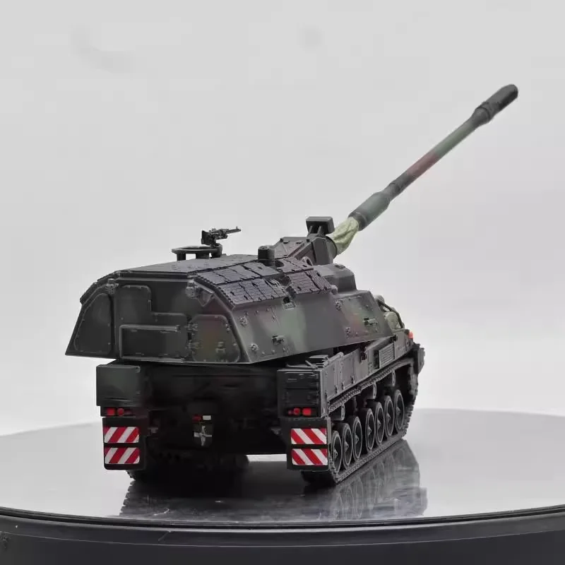 1/72 Scale PZH2000 Tank Model for Display 3 1/72 Scale PZH2000 Tank Model for Display - Image 3