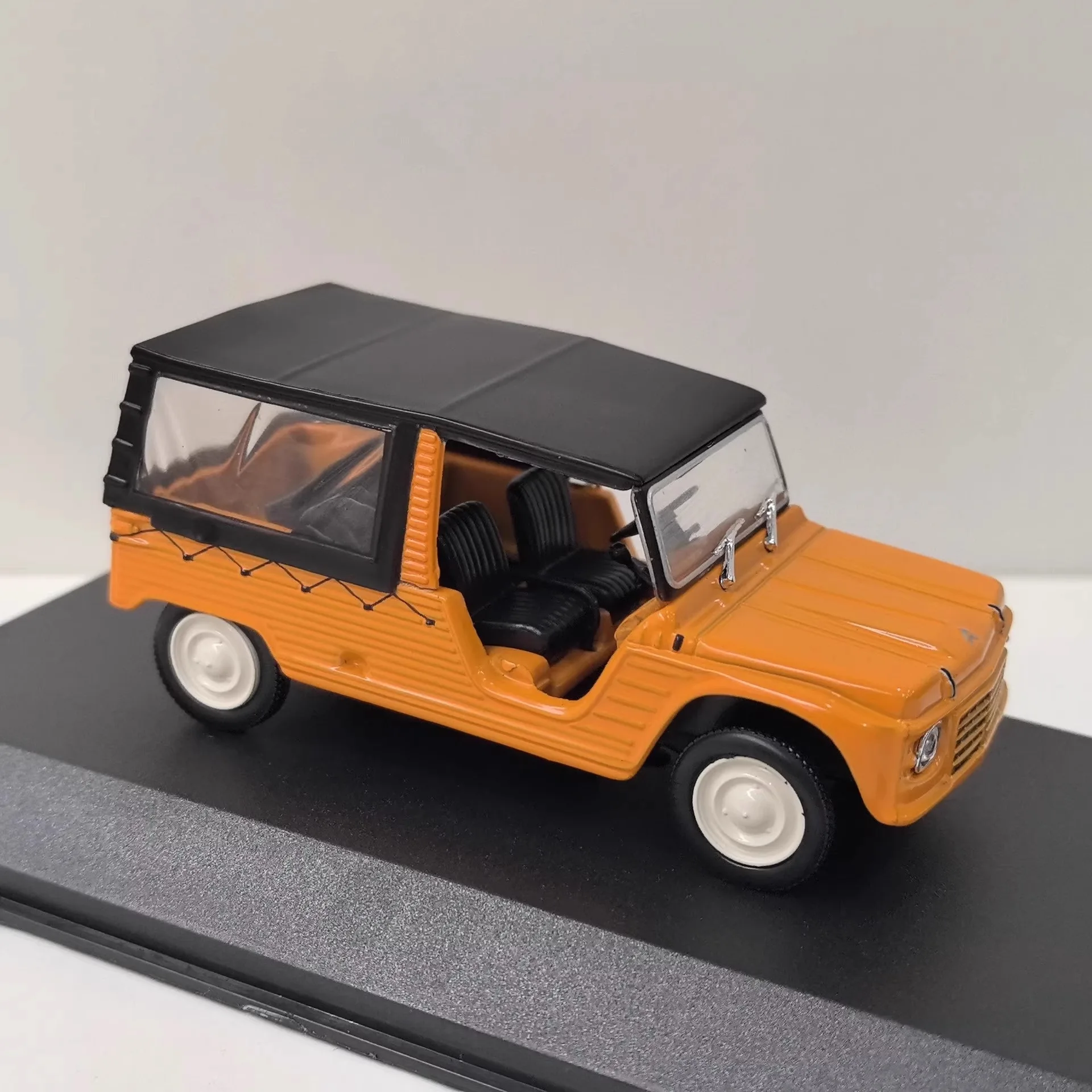 Vintage 1971 Citroen Off-Road Diecast Model 3 Vintage 1971 Citroen Off-Road Diecast Model - Image 3