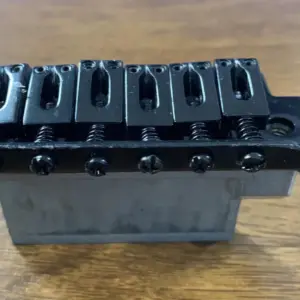 Vintage 6-Point Guitar Tremolo System for Stratocaster 9 Sbcfea5e057ad40f2b6667987f39c3bcf1