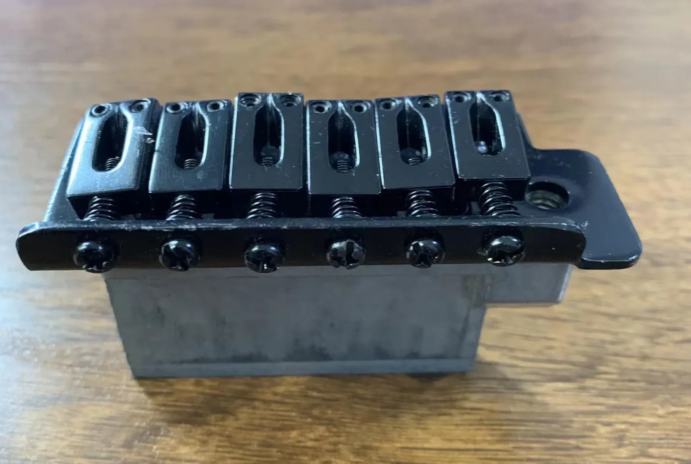 Vintage 6-Point Guitar Tremolo System for Stratocaster 4 Vintage 6-Point Guitar Tremolo System for Stratocaster - Image 4