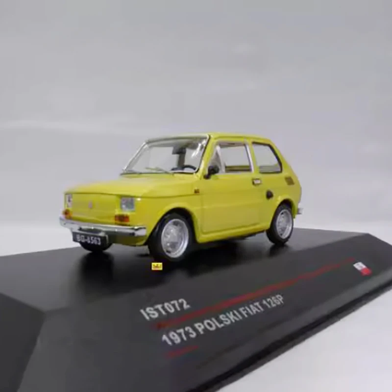 1973 Fiat 126P Diecast Model in Yellow 7 1973 Fiat 126P Diecast Model in Yellow - Image 7