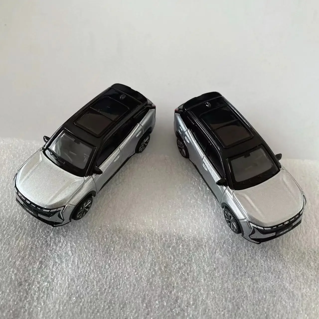 1:64 Geely Boyue L Die-Cast Model Car 2 1:64 Geely Boyue L Die-Cast Model Car - Image 2