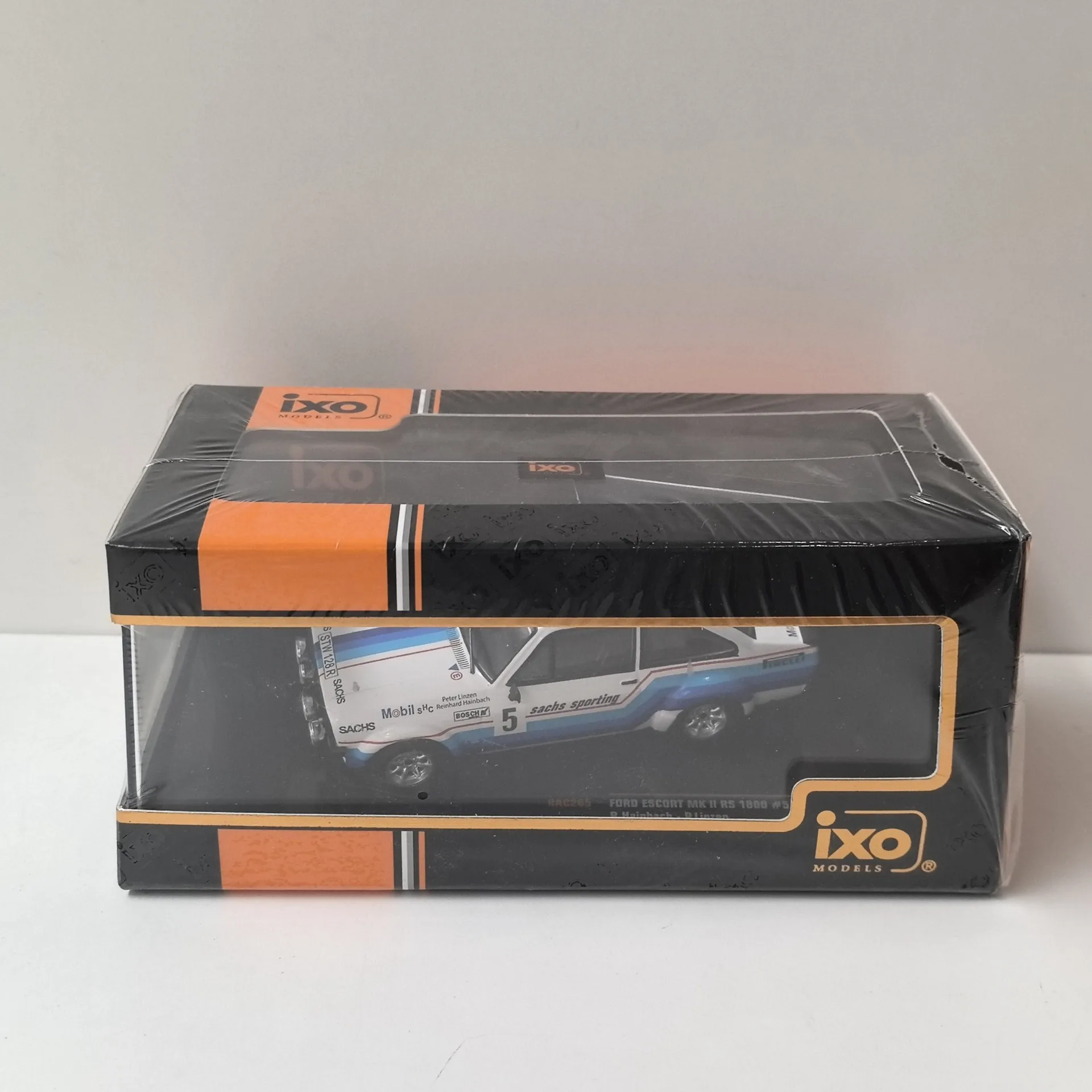 1978 Ford Escort MKII RS1800 1:43 Diecast Model 5 1978 Ford Escort MKII RS1800 1:43 Diecast Model - Image 5