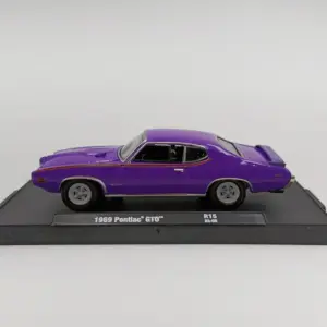 Vibrant Purple 1969 Pontiac GTO Diecast Model 10 Sbd9c3ab41f2d43869373966e902ca03dr