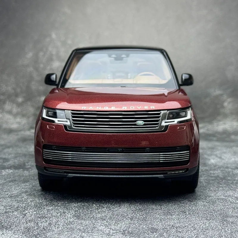 Blue 1:18 Scale Range Rover Model for Collectors 6 Blue 1:18 Scale Range Rover Model for Collectors - Image 6