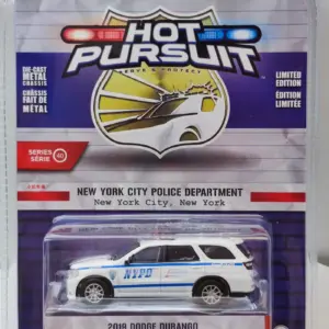 NYPD Police SUV Miniature Model 1:64 Scale 7 Sbe947b4b8e3740fdad34155f17d9590em